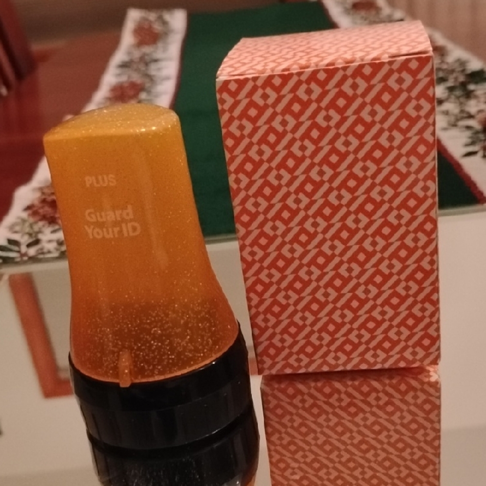 Guard Your ID Roller Stamp with Orange Cap